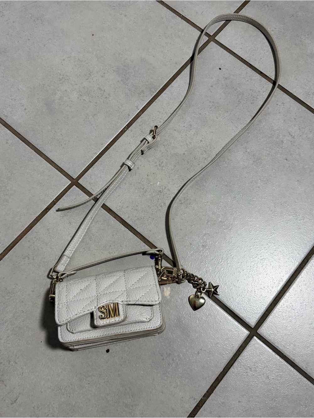 Steve‎ Madden Women Beige/White Quilted Mini Micro Crossbody Bag Charms.